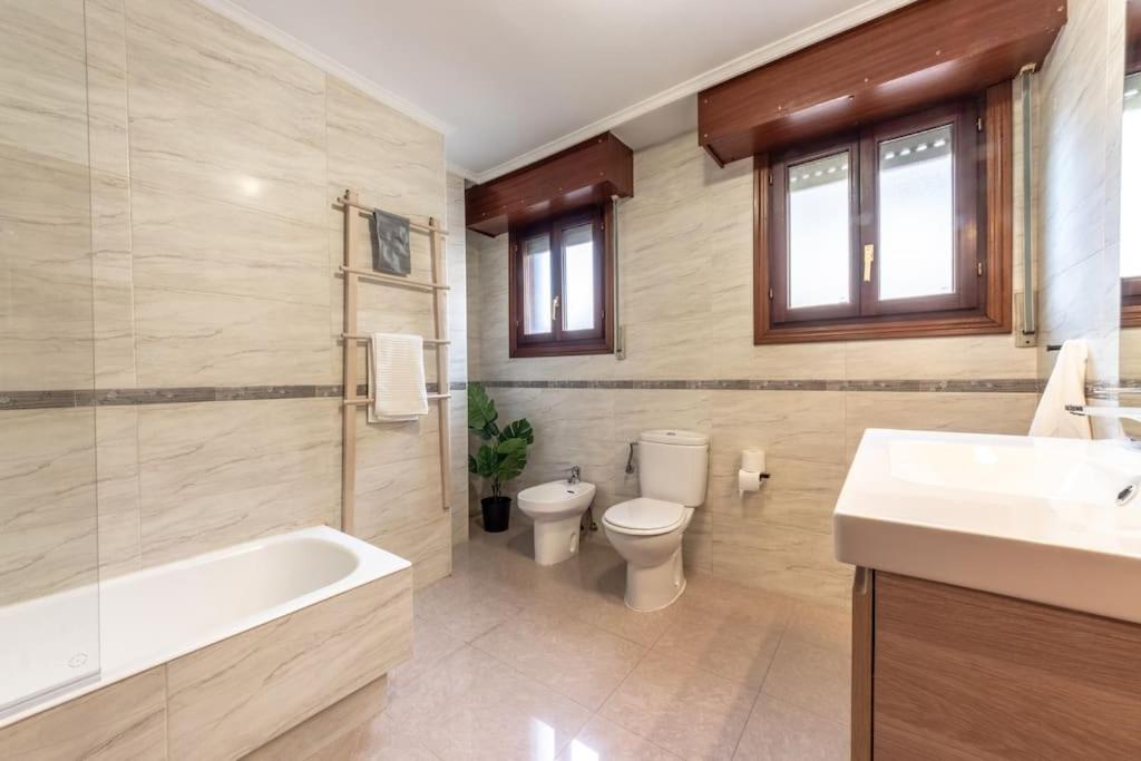Acogedor Piso En Santurtzi .Parking Privado 아파트 외부 사진